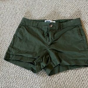 Green everyday shorts